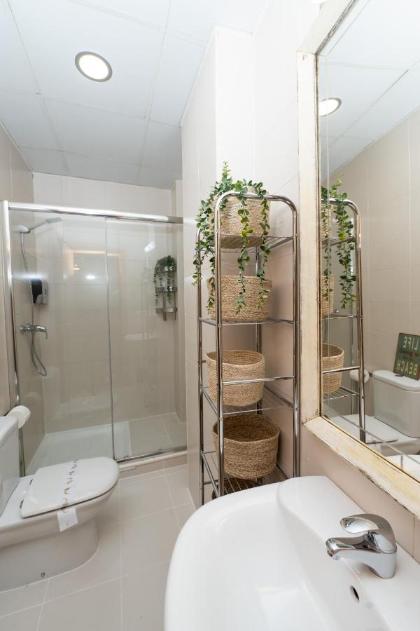 Victoria I & Old Town By Ele Apartments Malaga Bagian luar foto